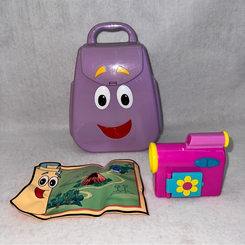 Vintage 2004 Dora the Explorer My Talking Backpack with Map & Video Camera -READ